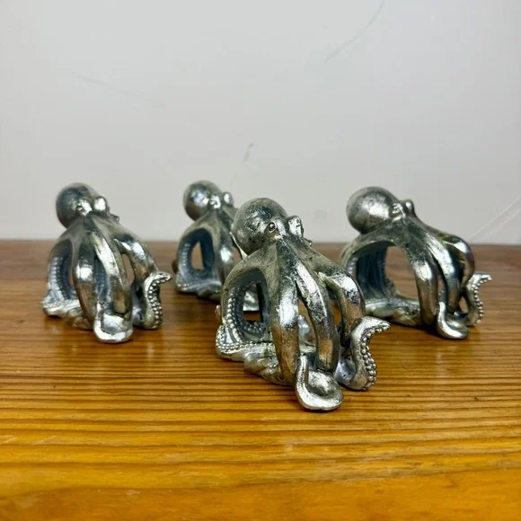 Set of 4 Silver Octopus Napkin Rings | Coastal Resin Sculpted Design | Nautical - Picture 6 of 15